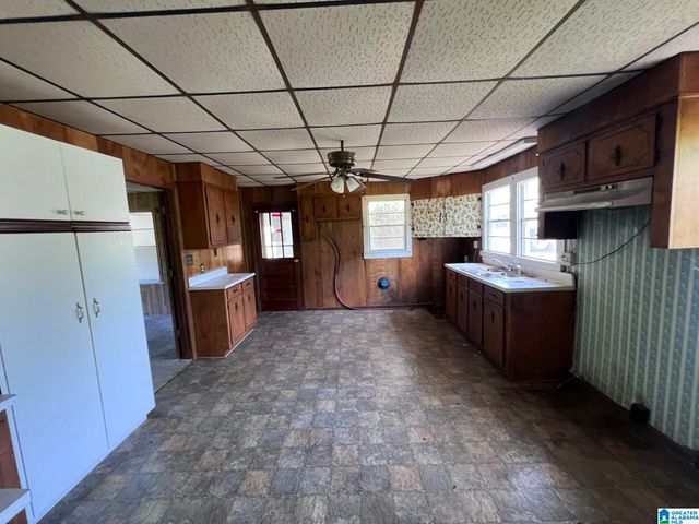 705 ELLISON AVENUE, Clanton, AL 35045