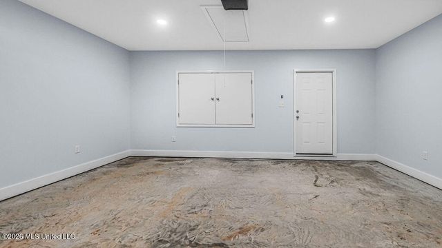 5017 Couch Street, Moss Point, MS 39563