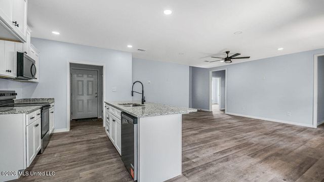 5017 Couch Street, Moss Point, MS 39563