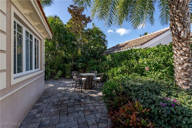 13455 Snook CIR, Naples, FL 34114