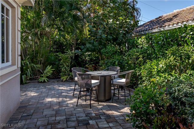 13455 Snook CIR, Naples, FL 34114