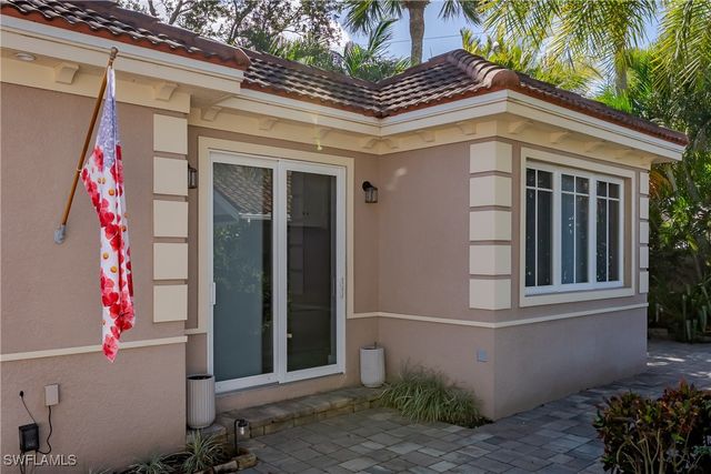 13455 Snook CIR, Naples, FL 34114