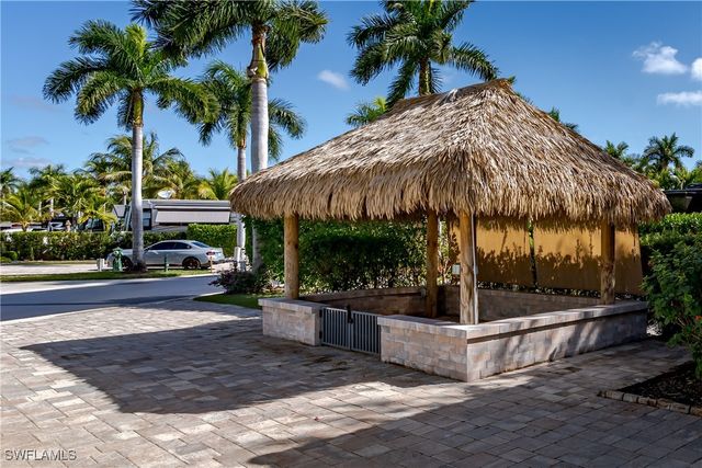 13455 Snook CIR, Naples, FL 34114