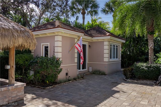 13455 Snook CIR, Naples, FL 34114