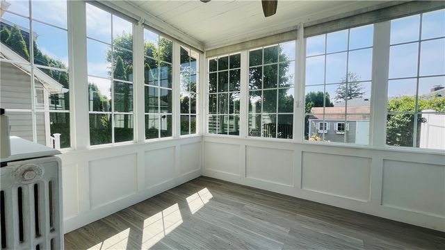 105 Bliss Road, Newport, RI 02840
