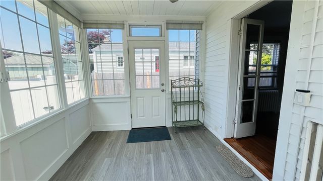 105 Bliss Road, Newport, RI 02840