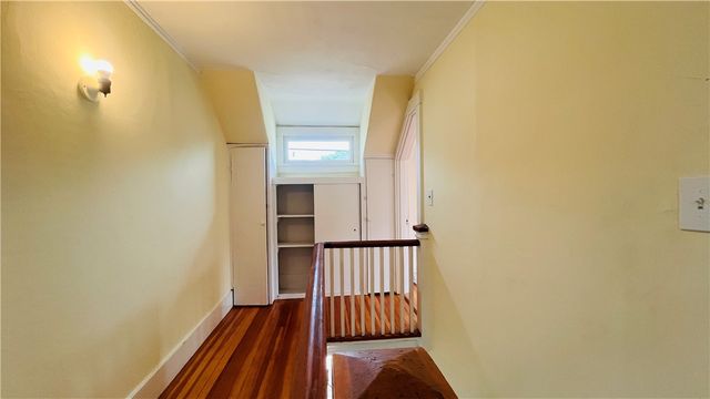 105 Bliss Road, Newport, RI 02840