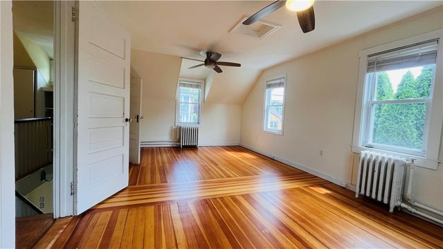 105 Bliss Road, Newport, RI 02840