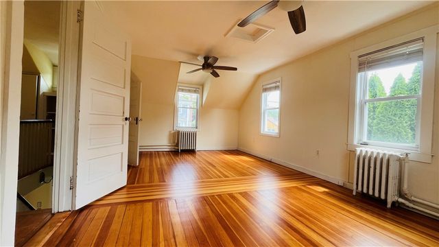 105 Bliss Road, Newport, RI 02840