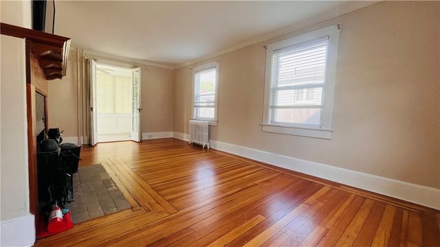 105 Bliss Road, Newport, RI 02840