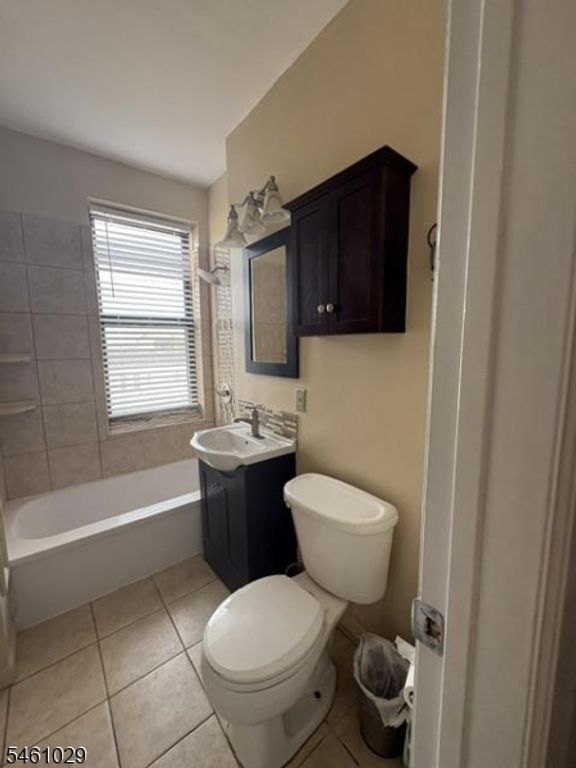 680 Kennedy Blvd 406, Bayonne City, NJ 07002 — photo 2