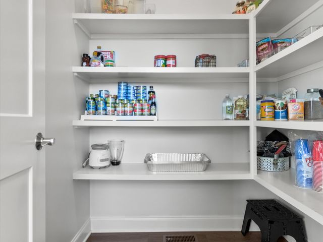 82 Hammock Dr, Winchester, TN 37398