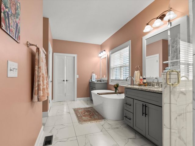 82 Hammock Dr, Winchester, TN 37398