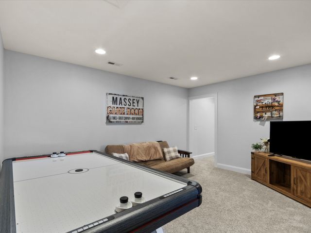 82 Hammock Dr, Winchester, TN 37398