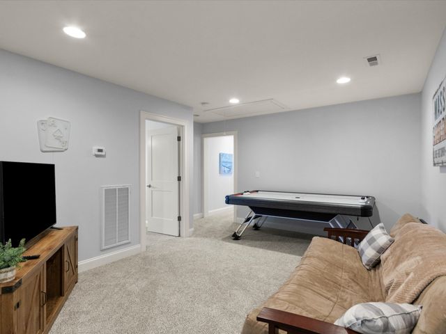 82 Hammock Dr, Winchester, TN 37398