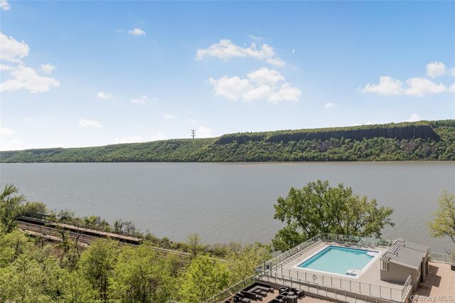 1155 Warburton Avenue 7H, Yonkers, NY 10701