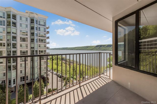 1155 Warburton Avenue 7H, Yonkers, NY 10701