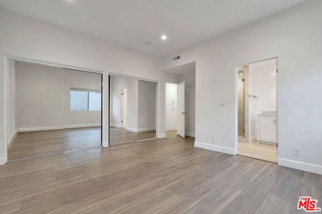 134 S Elm Drive 106, Beverly Hills, CA 90212
