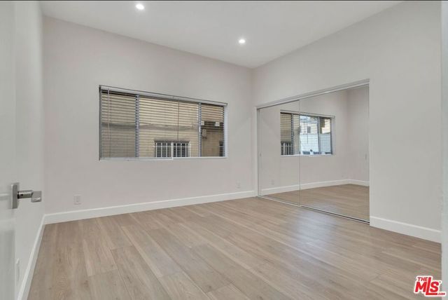 134 S Elm Drive 106, Beverly Hills, CA 90212