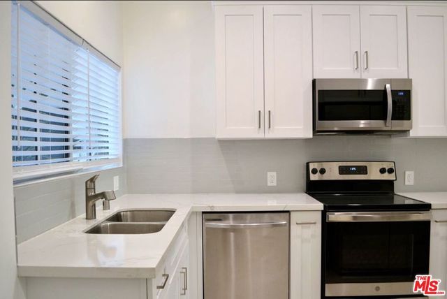 134 S Elm Drive 106, Beverly Hills, CA 90212