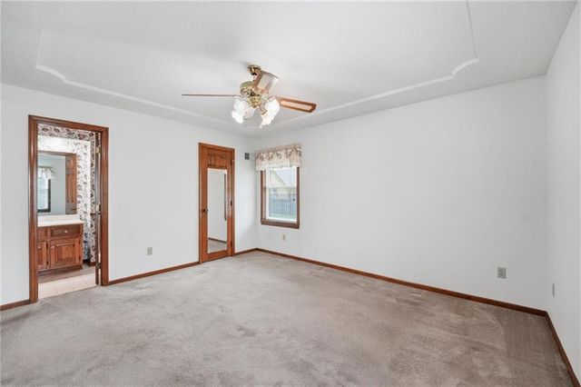 1108 SW 8th Terrace, Lee's Summit, MO 64081