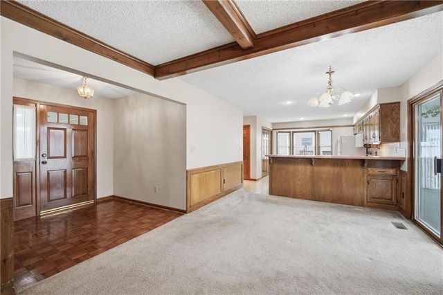 1108 SW 8th Terrace, Lee's Summit, MO 64081