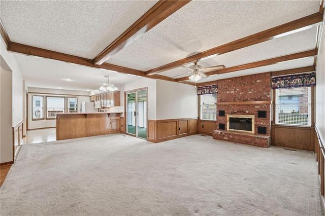 1108 SW 8th Terrace, Lee's Summit, MO 64081