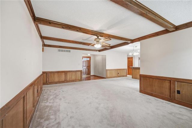 1108 SW 8th Terrace, Lee's Summit, MO 64081