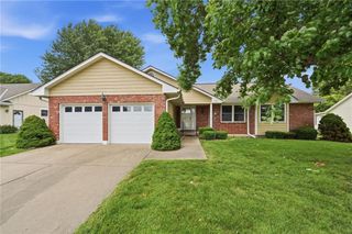 1108 SW 8th Terrace, Lee's Summit, MO 64081