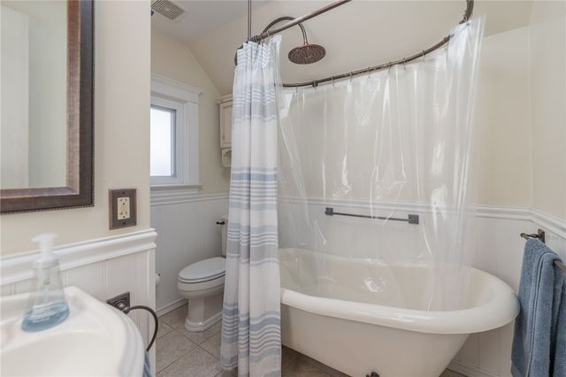 3936 Kleber St, Brighton Heights, PA 15212