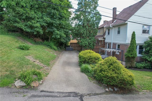 3936 Kleber St, Brighton Heights, PA 15212