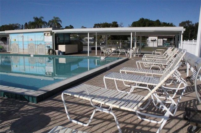 5558 Palm Beach BLVD 54, Fort Myers, FL 33905