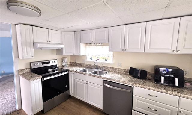 5558 Palm Beach BLVD 54, Fort Myers, FL 33905