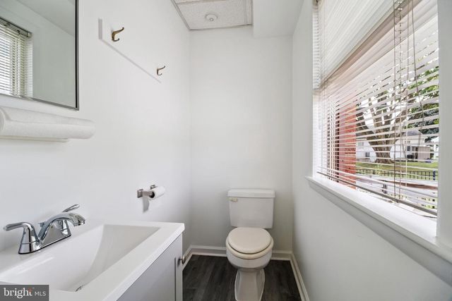 645 E 1ST ST, Hagerstown, MD 21740