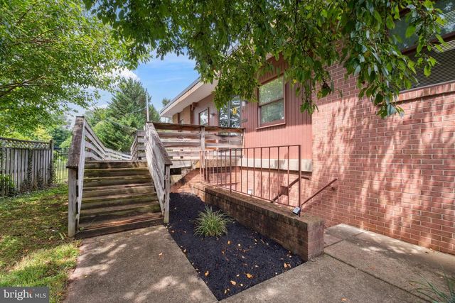 645 E 1ST ST, Hagerstown, MD 21740