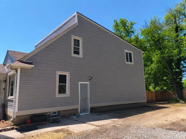 16251 Salem Street, Detroit, MI 48219