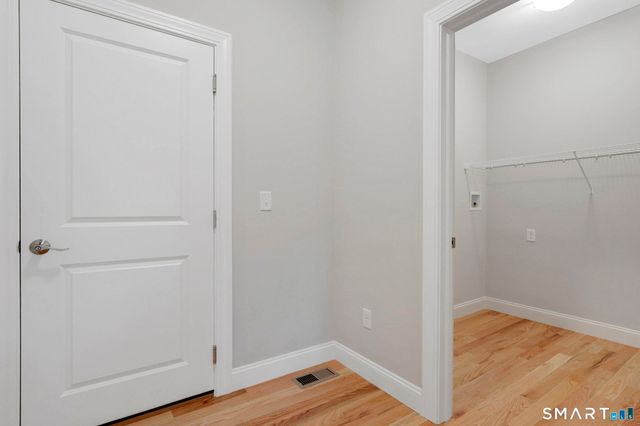 38 Liberty Lane, Enfield, CT 06082