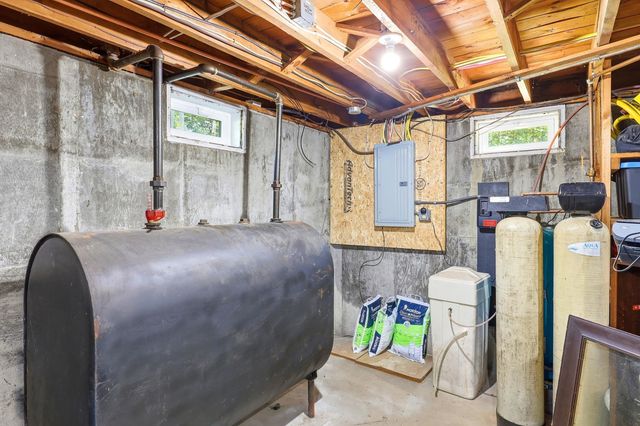 50 Suncook Valley Road, Chichester, NH 03258