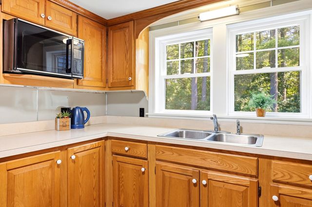 50 Suncook Valley Road, Chichester, NH 03258