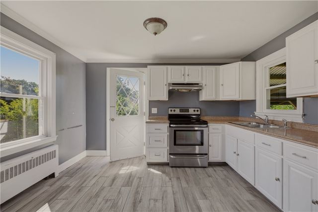 26 West Lawn Avenue, Pawtucket, RI 02860