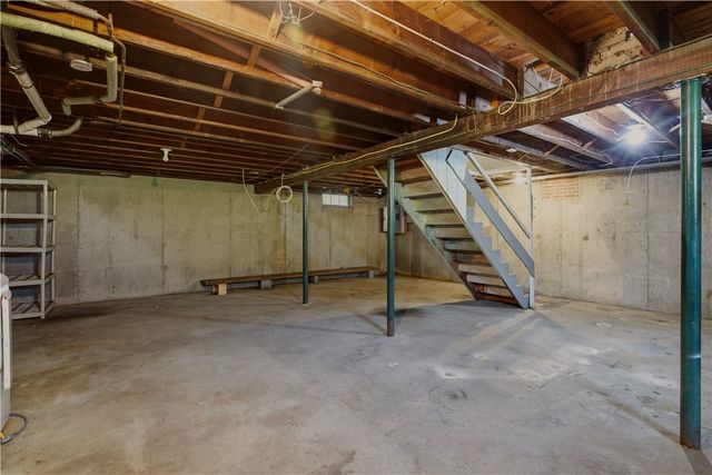 26 West Lawn Avenue, Pawtucket, RI 02860
