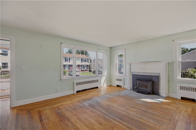 26 West Lawn Avenue, Pawtucket, RI 02860