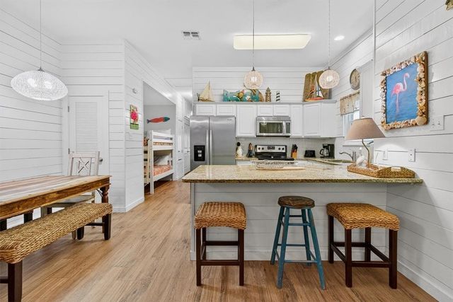 2212 State Hwy 361 303, Port Aransas, TX 78373