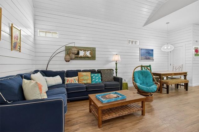 2212 State Hwy 361 303, Port Aransas, TX 78373