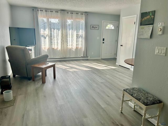 721 LION DR, Rapid City, SD 57701