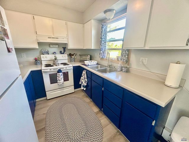 721 LION DR, Rapid City, SD 57701