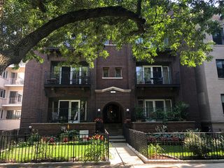 1101 W PRATT Boulevard 3W, Chicago, IL 60626