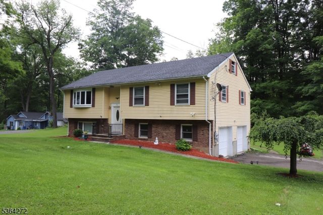 116 Scott Rd, Franklin Boro, NJ 07416