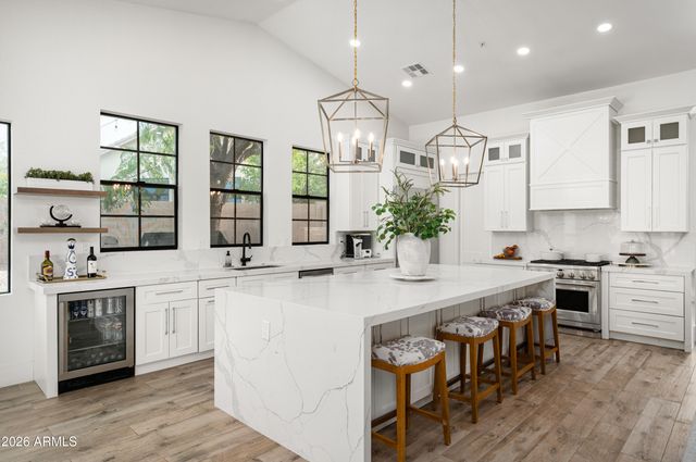 9160 E PALM TREE Drive, Scottsdale, AZ 85255