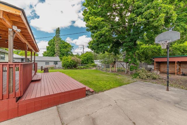 8121 E Marietta Ave, Spokane Valley, WA 99212
